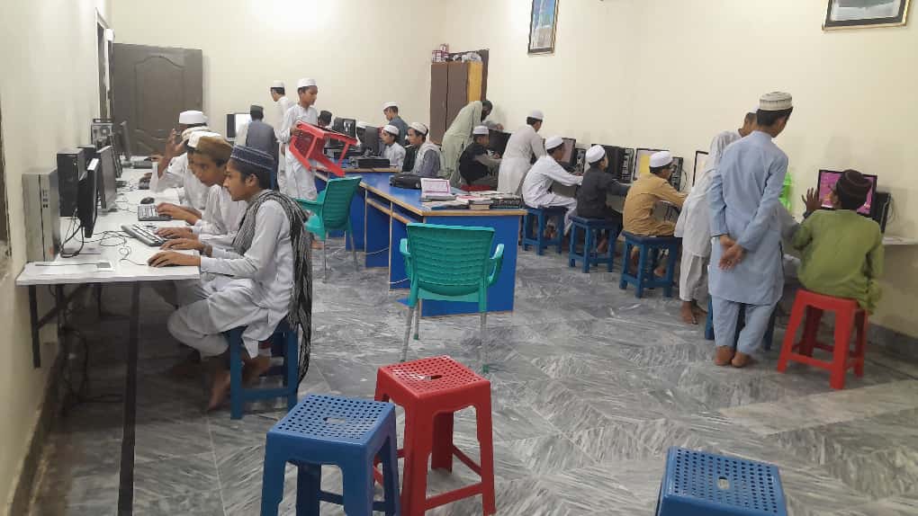 IT Training Session - Image 5